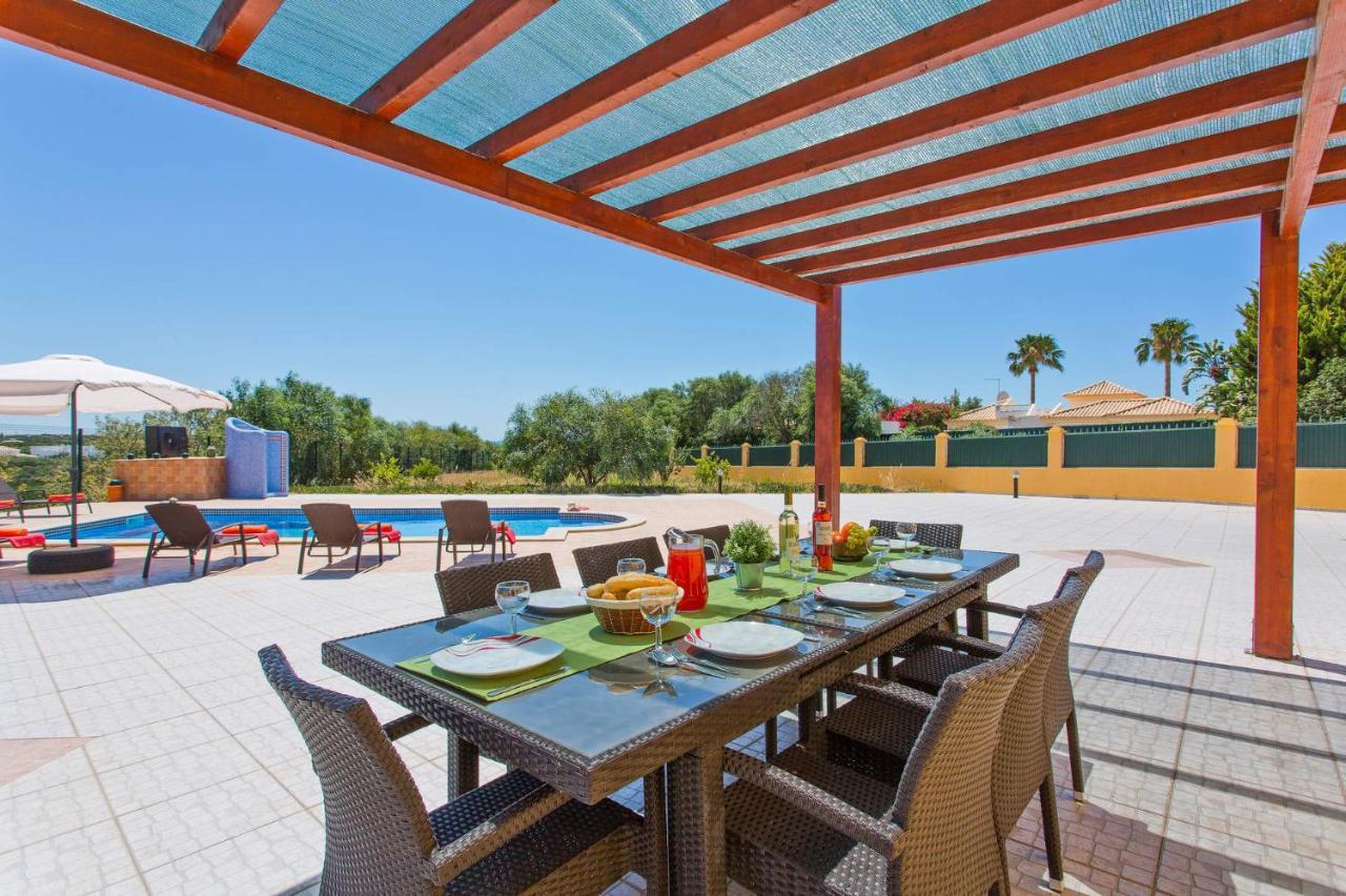 Villa Nincha - Heated Pool - Free Wi-Fi - Air Con アルブフェイラ エクステリア 写真
